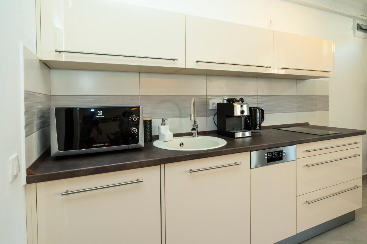Zsendulo Apartman Lägenhet Eger Exteriör bild
